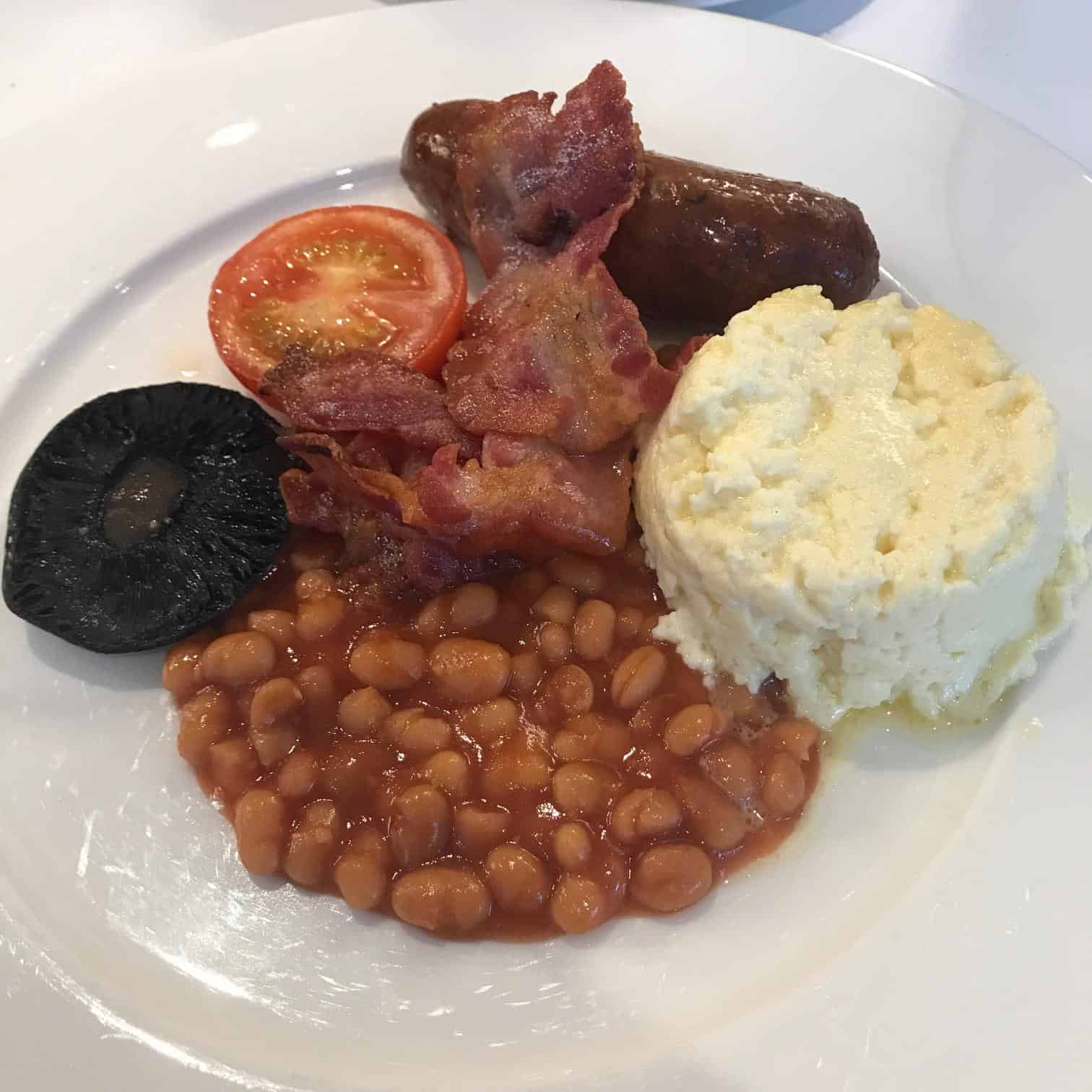 English Breakfast - Virgin Arrivals Lounge - LHR