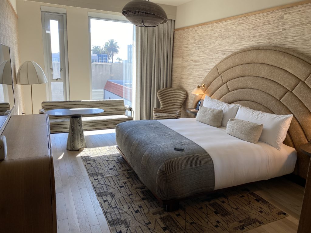 Santa Monica Proper: A Design Hotel