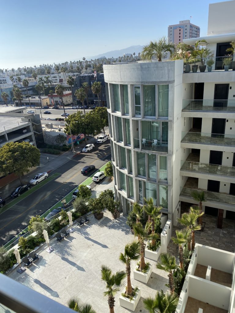 Santa Monica Proper: A Design Hotel