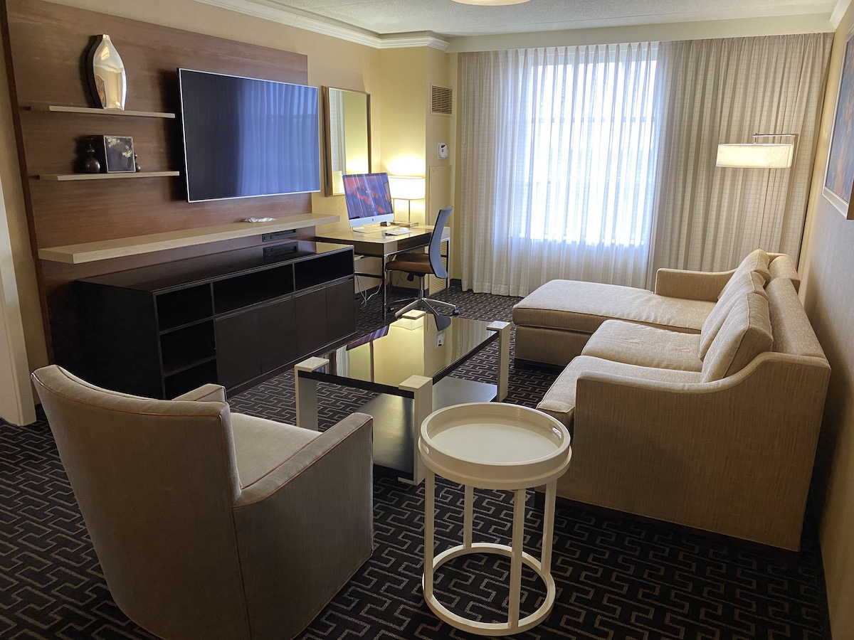 Hyatt Regency Greenwich Suite