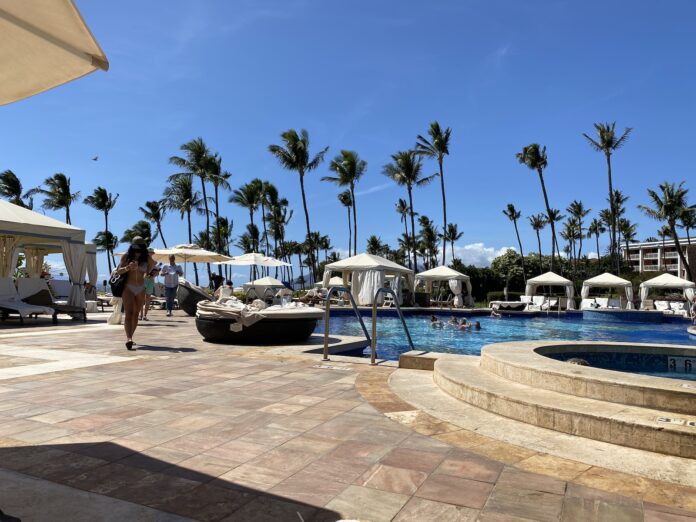 waldorf astoria grand wailea maui review pool