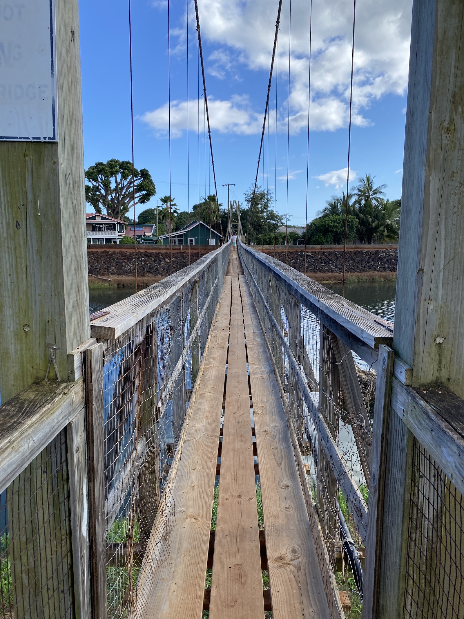 Kauai - Swinging Bridge