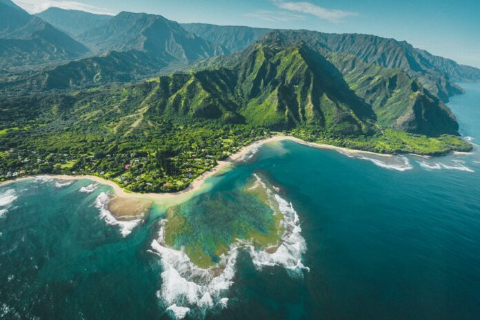 hawaii-miles-amex-rose-gold-citi-premier credit card bonus offers