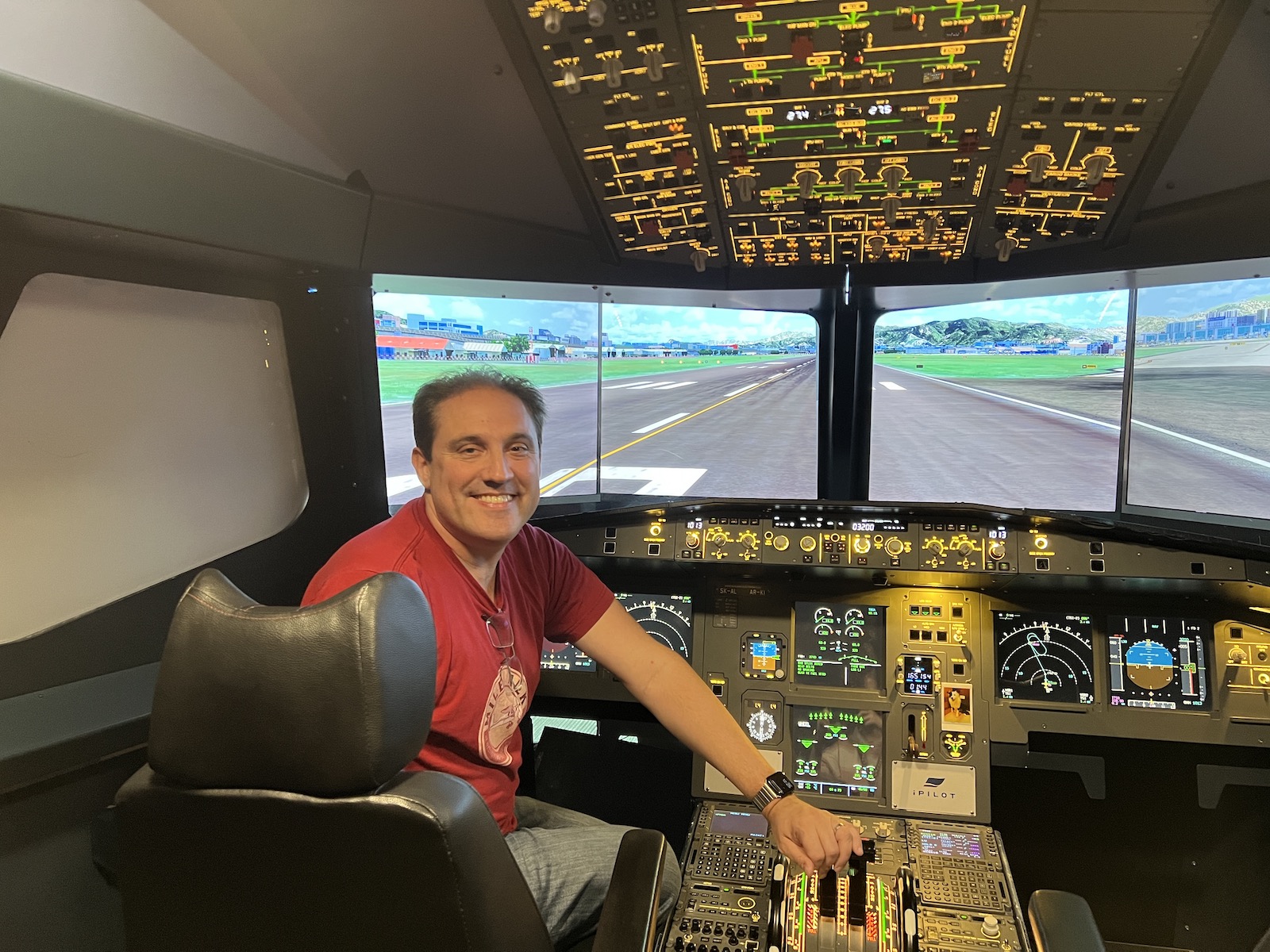 Flight Simulator (A320) at Taipei 101 (on your way to the down elevators)