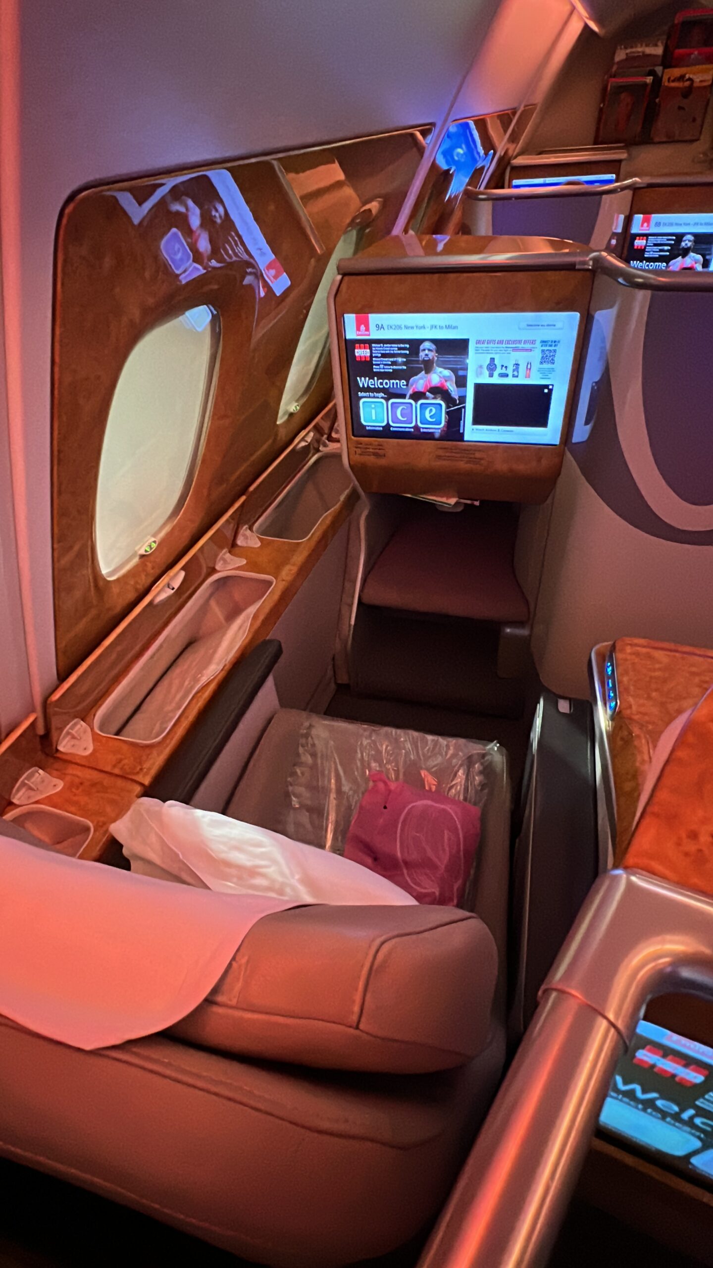 Emirates A380 Business Class seat
