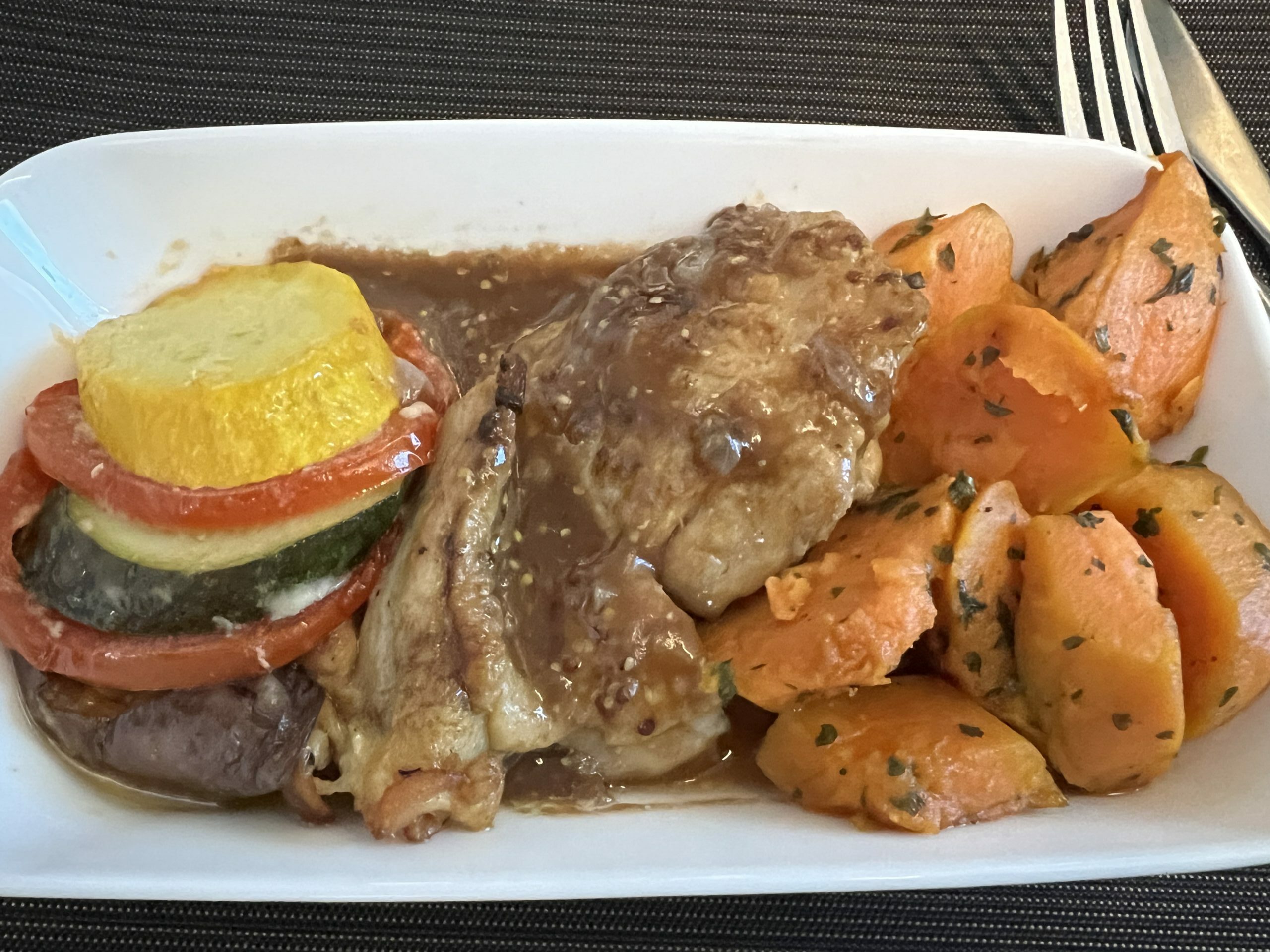 Starlux A350 Regional Business Class Meal