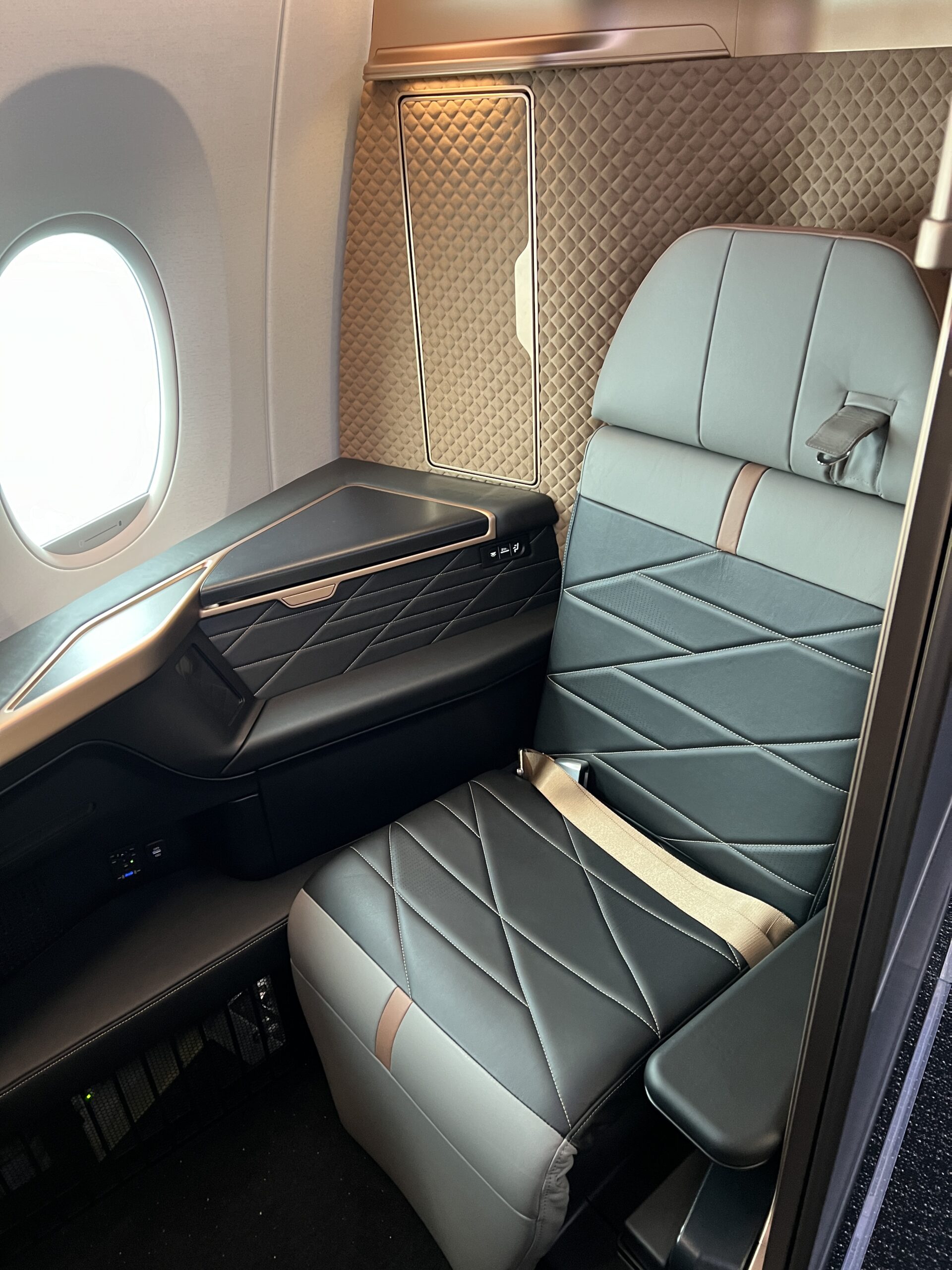 Starlux A350 First Class Suite