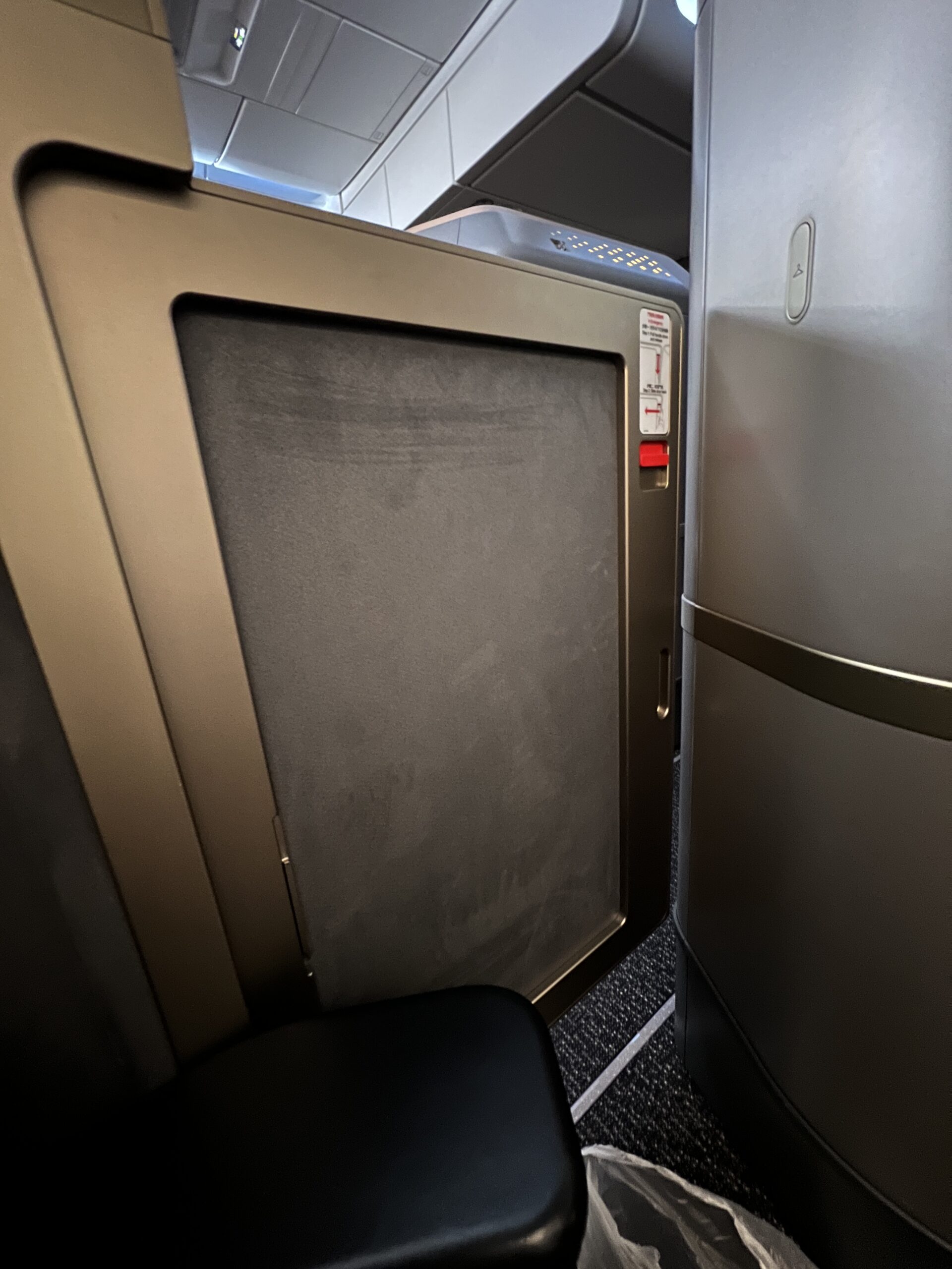 Closed Suite Door - Starlux A350 Business Class